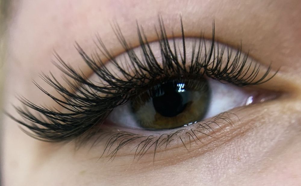 The Best At-Home Kits for Salon-Quality Lashes At Home